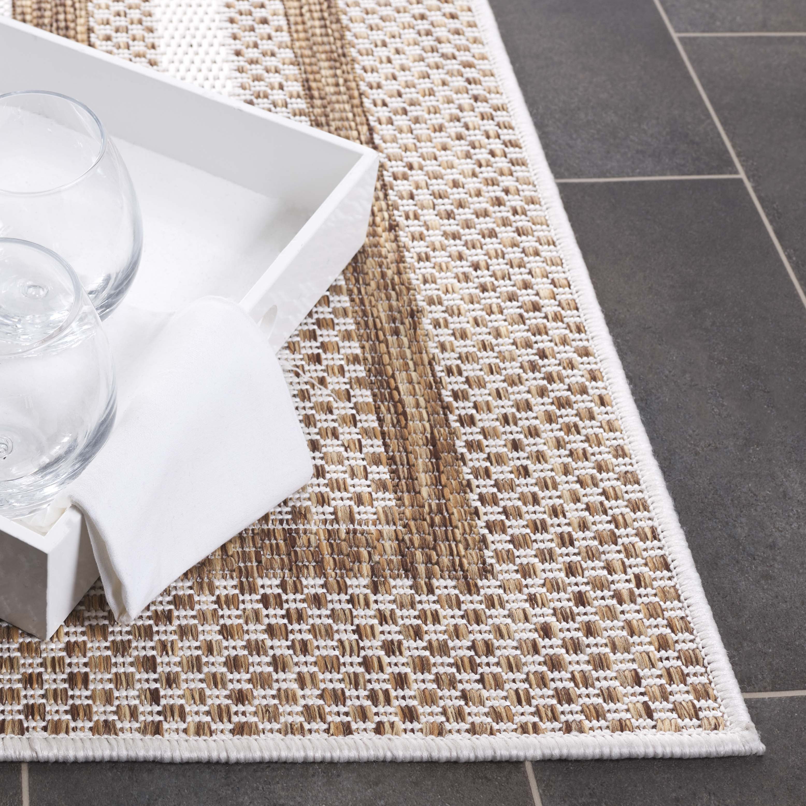 SAFAVIEH Beach House Carlie Bordered Indoor/Outdoor Area Rug, Beige/Brown, 6'7" x 6'7" Square