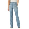 thumbnail image 4 of Wrangler Willow - Jeans de equitación para Mujer con Cintura de Tiro Medio, Corte de Bota, Lavado Claro, 1-32, 4 of 5