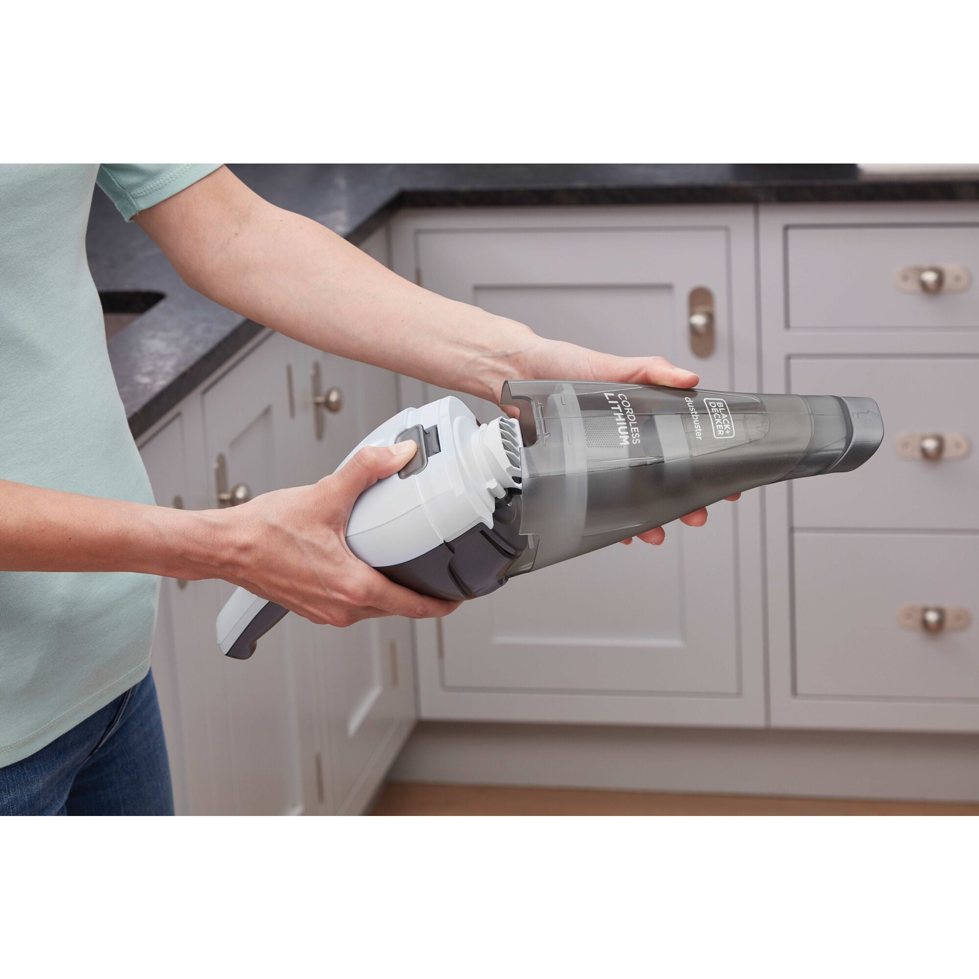 BLACK+DECKER Dustbuster Cordless Lithium-Ion Hand Vacuum, (HNVC220BCZ10)