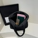 thumbnail image 4 of Bolso Acolchado De Un Solo Hombro Para Computadora, Bolso De Gran Capacidad, Dise O Elegante Y Tela Resistente, Para Trabajo Y Viajes, Bolso Multiusos, Bolso De Mano De Moda Para Mujer, Uso, 4 of 7