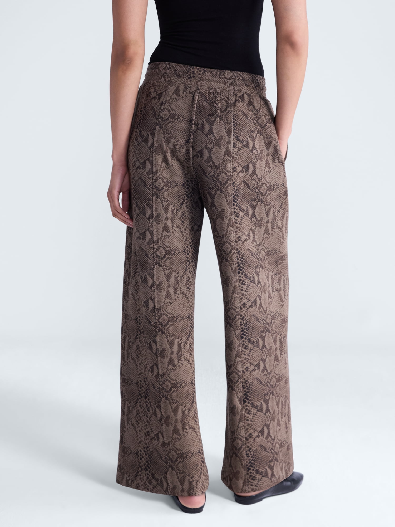 Scoop Women's and Women's Plus Scubaknit Wide Leg Tie Waist Seamed Pants, Regular, Short Lengths, Sizes XS-4X