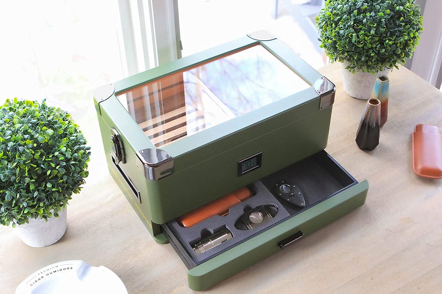 Case Elegance Military Glass Top Humidor, Spanish Cedar, Matte Green with Front Hygrometer Holds 70-100 Cigars