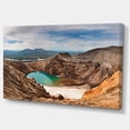 thumbnail image 2 of Lac Acide dans un Cratère Volcanique - Art Mural sur Toile, 2 of 3