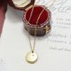 thumbnail image 2 of Collar de flores del mes de nacimiento Sailing colgante medalla redonda disco de oro grabado Floral, 2 of 4