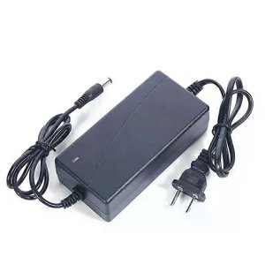Chargeur de batterie au lithium pour 21V Serrure à visseuse électrique Marteau de forage sans fil Saw Batterie Pack Utilisation