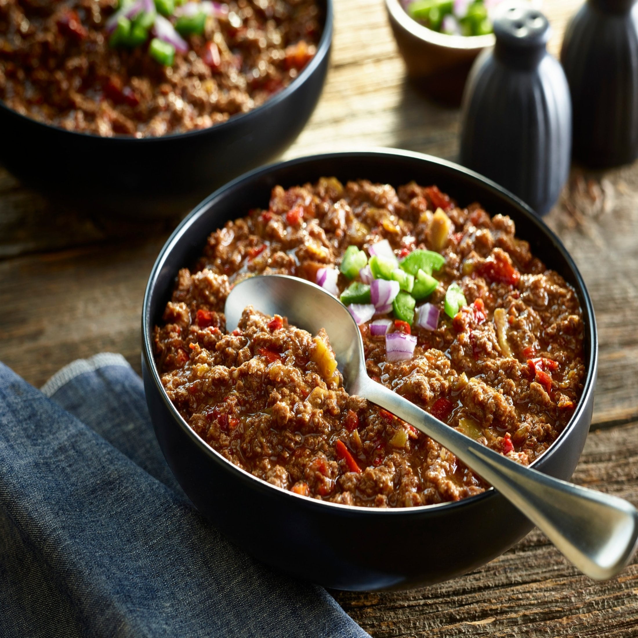 (12 pack) HORMEL Chili Angus Beef Chili with Beans, Made with 100% Angus Beef, 14 oz
