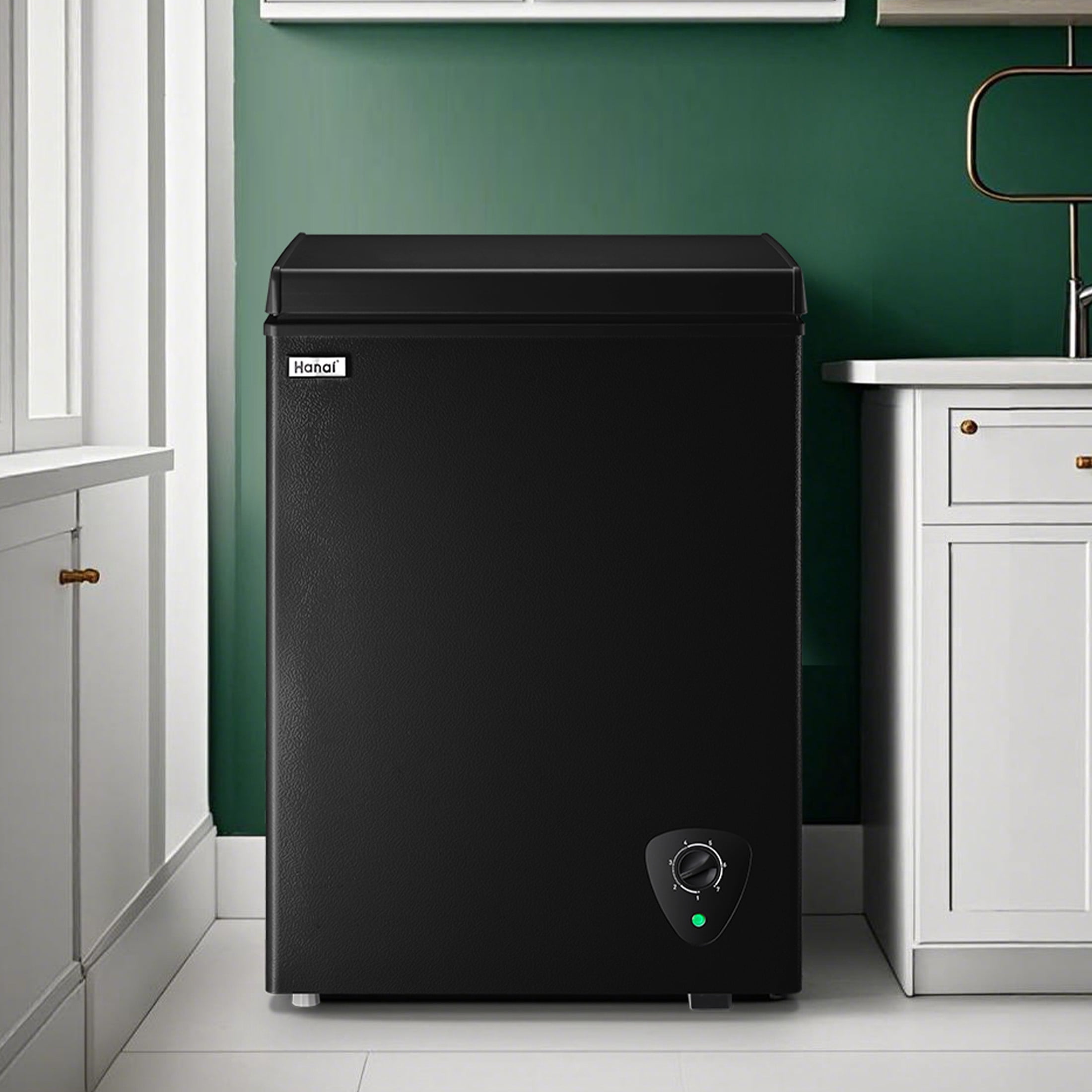 WANAI 3.5 Cu.Ft Chest Freezer,Energy-Saving Small Deep Freezer for Small Spaces,Black