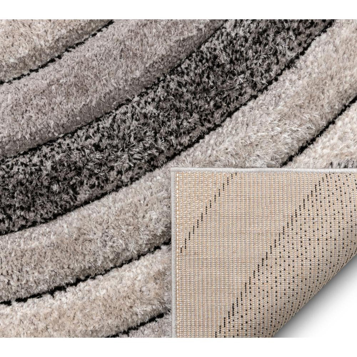 Well Woven San Francisco Ucci Grey Modern Geometric Stripes 3'11" x 5'3" Area Rug