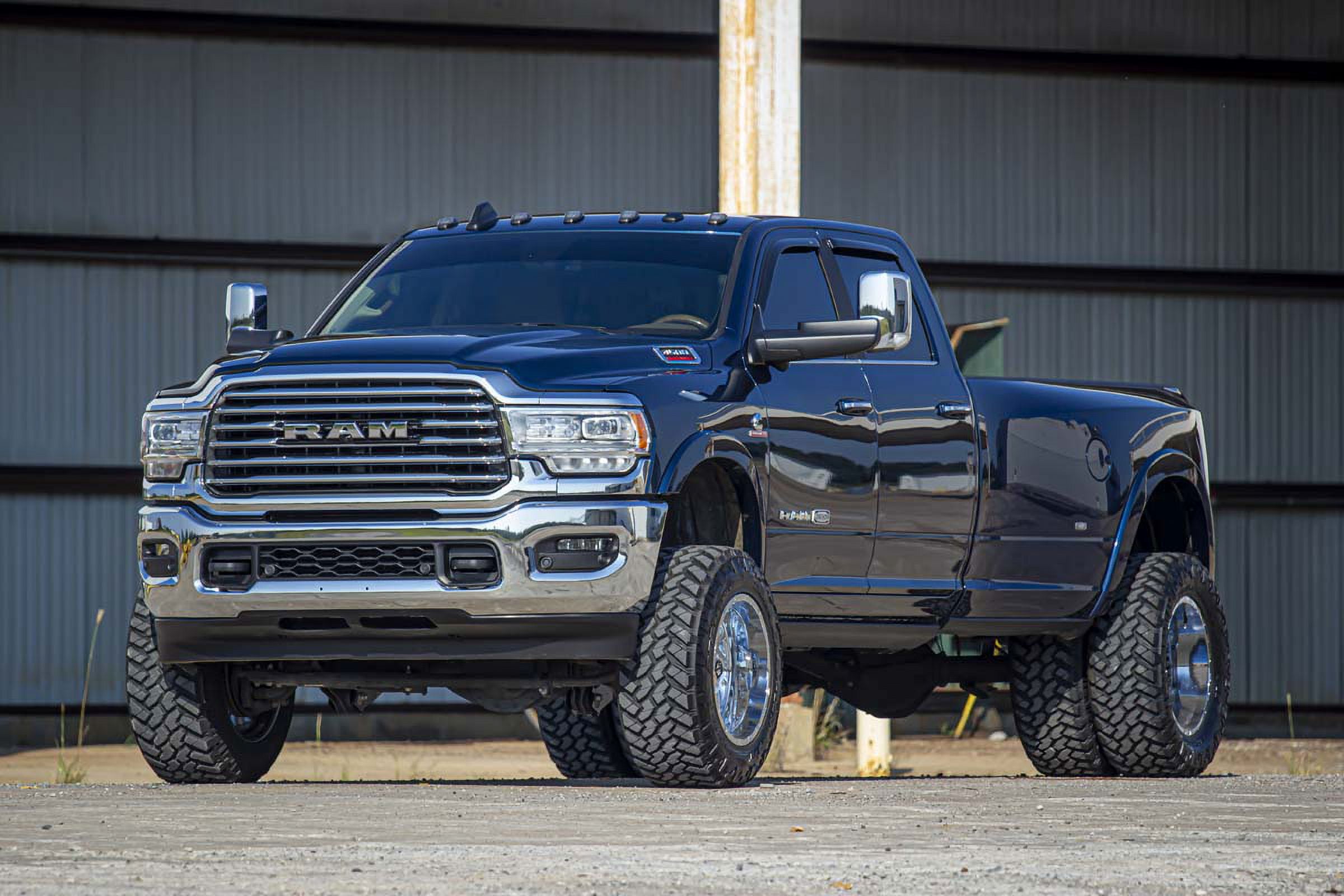 Rough Country 5" Lift Kit for 20-24 Ram 3500 4WD | Air Ride | Dually  - 30930