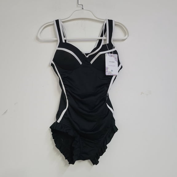 YOUJIRRD One-Piece Women's Swimsuits with Built-In Bra