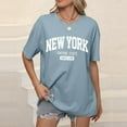 thumbnail image 2 of Camiseta informal de manga corta con hombros descubiertos y estampado de letras en inglés para mujer., 2 of 4