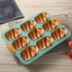 thumbnail image 3 of Molde para pasteles de silicona antiadherente con 9 cavidades ovaladas para hornear panes y pasteles perfectos en la cocina, 3 of 4