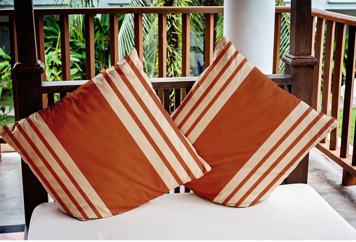 Simply Daisy 20-inch Square Striped Indoor/Outdoor Polyester Throw Pillow, Sienna