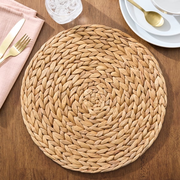 Better Homes & Gardens Water Hyacinth Woven Round Placemat, 15 in, Natural
