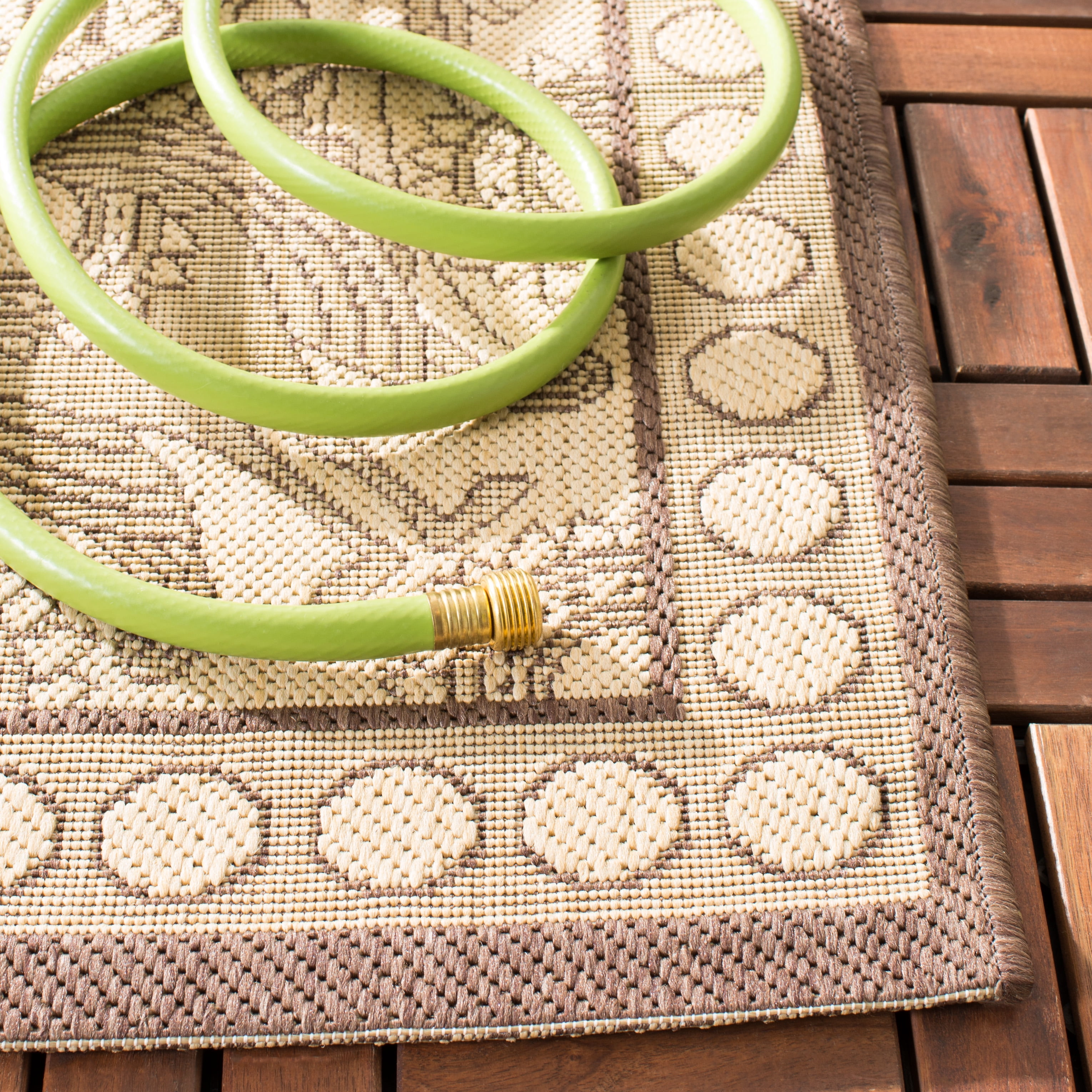 Safavieh Courtyard Cooper Botanical Indoor/Outdoor Area Rug, Natural/Chocolate, 6'7" x 9'6"