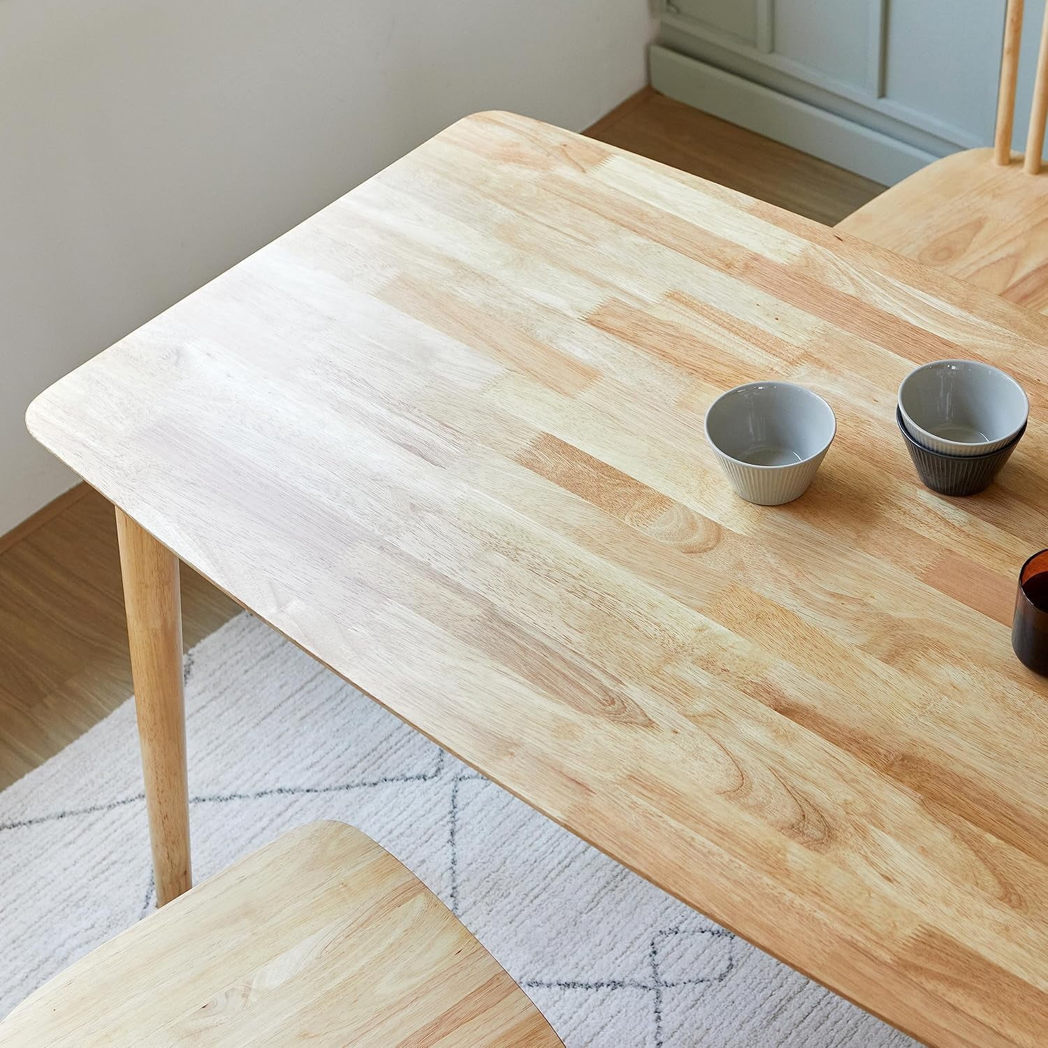 SUSUZI 47" Solid Oak Dining Table  Mid-Century Modern Wood Kitchen Table for Small Spaces, Table Olny