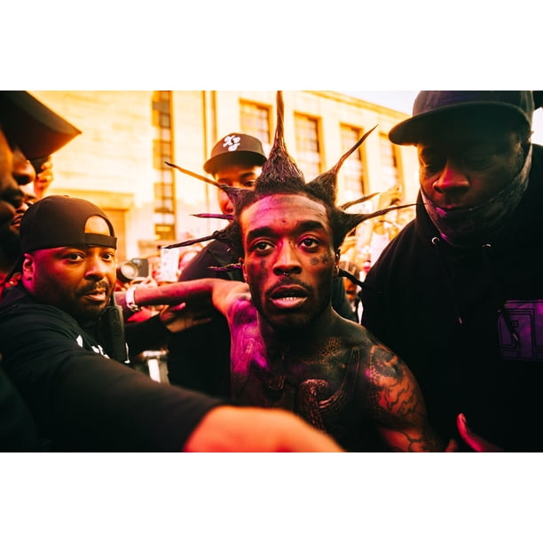 Lil Uzi Vert - Pink Tape (Walmart Exclusive) - Music & Performance