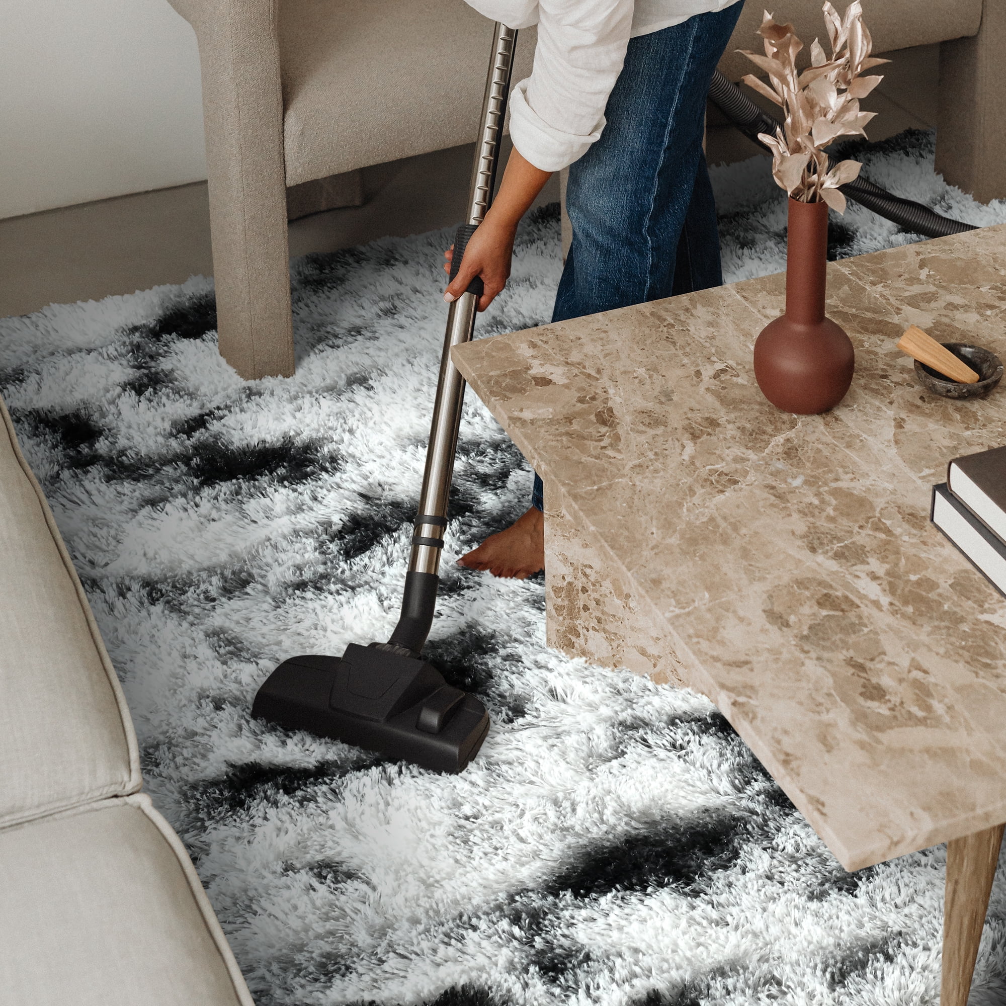 Cydiria Modern Soft Fuzzy Black and White Print Shag Area Rug Fluffy Carpet for Living Room, 6' x 9'