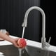 thumbnail image 5 of Grifo de Cocina, Grifos para Fregadero de Cocina de Acero Inoxidable de 360°, Mezclador de Cocina con 2 Patrones de Rociado, Mezclador de Fregadero de Cocina Extraíble para Agua Caliente y Fría, 5 of 8