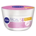 thumbnail image 2 of Crema facial NIVEA Cuidado Facial 5en1 aclarado natural 375 ml, 2 of 4
