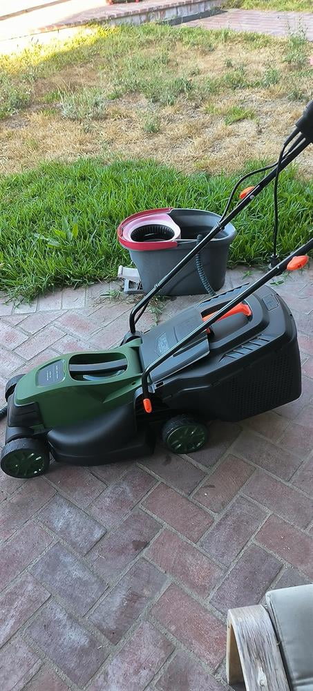 GVN 12-AMP 13.5 Inch Adjustable Electric Corded Lawn Mower with Collection Box-Red, Electric Lawn Mowers for Garden, Yard and Farm
