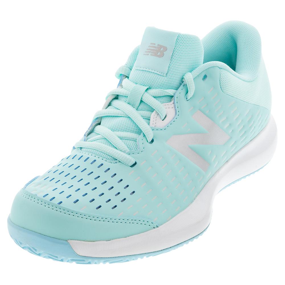 696v4 tennis shoe