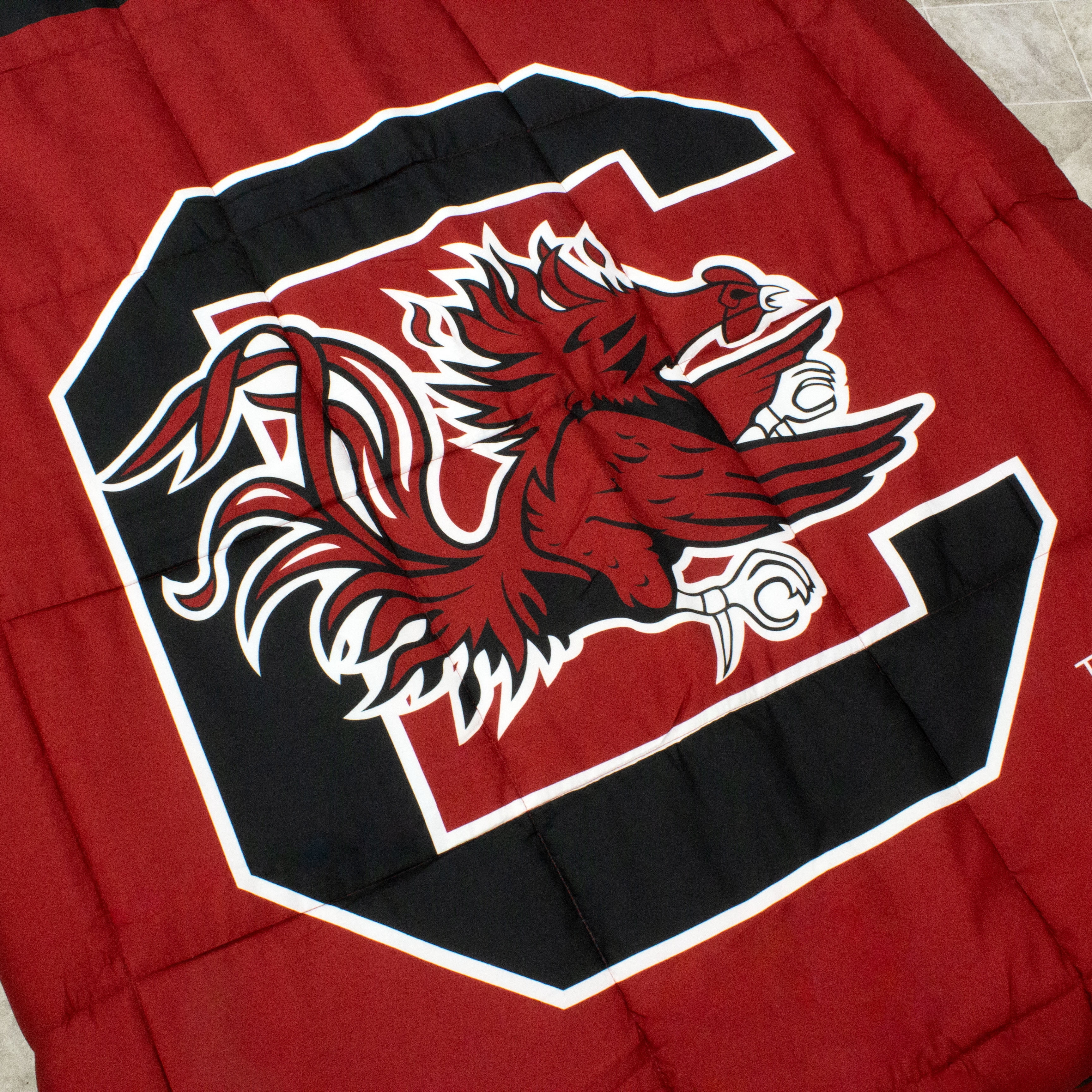 College Covers South Carolina Gamecocks Reversible Big Logo Soft and Colorful Comforter Queen