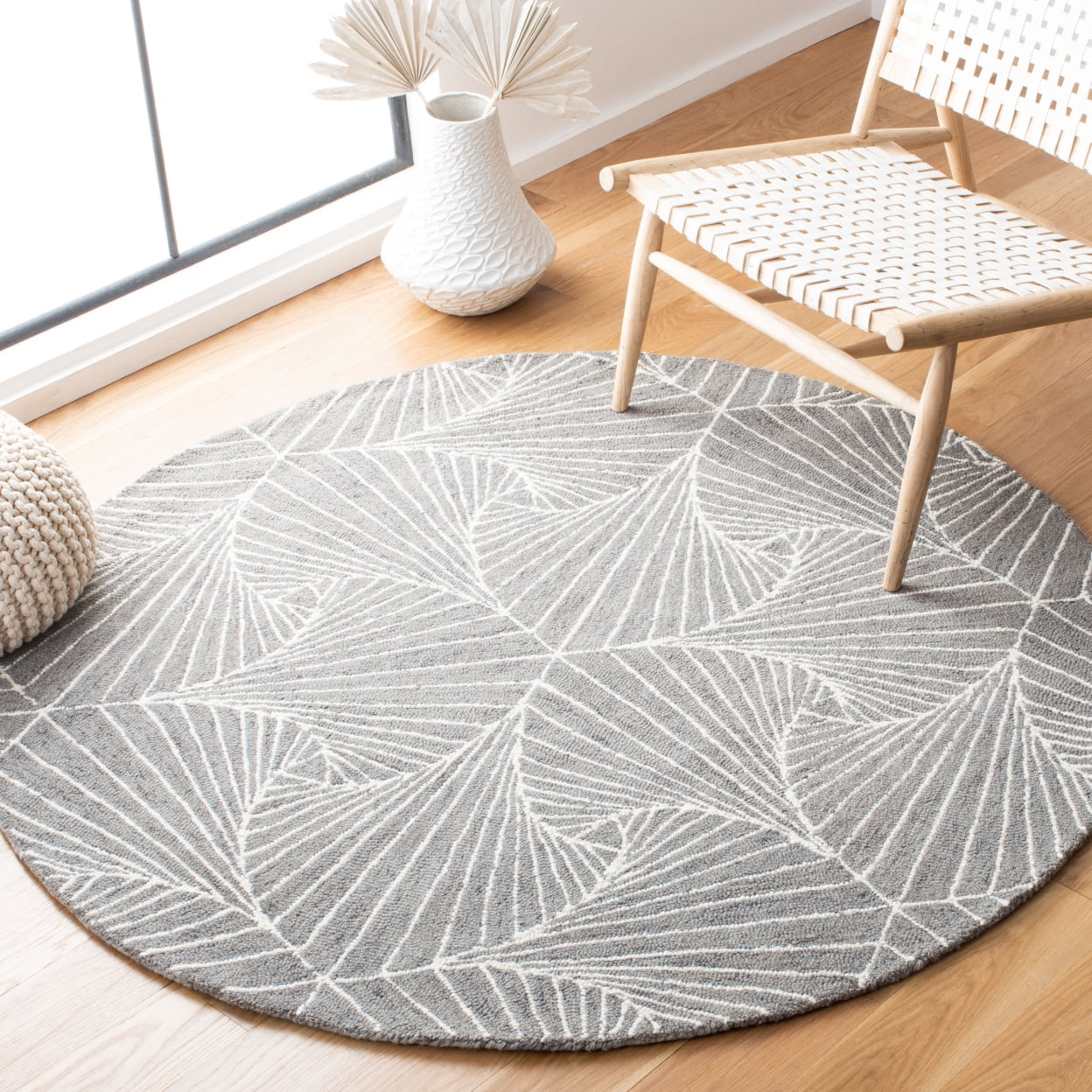 SAFAVIEH Micro-Loop Carver Geometric Area Rug, Grey/Ivory, 4' x 6'