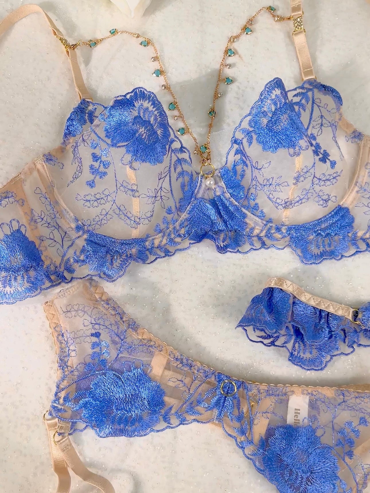 Azure Bloom Chain-Detail Embroidered Lingerie Set (BLUE, S)