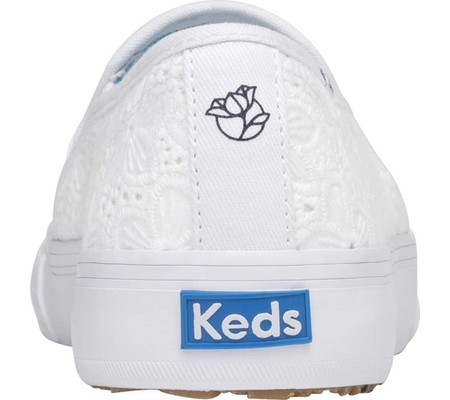 keds eyelet slip on