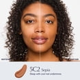 thumbnail image 2 of Base Estée Lauder Double Wear Stay-in-Place de Estée Lauder, 30 ml, 5C2, 2 of 9