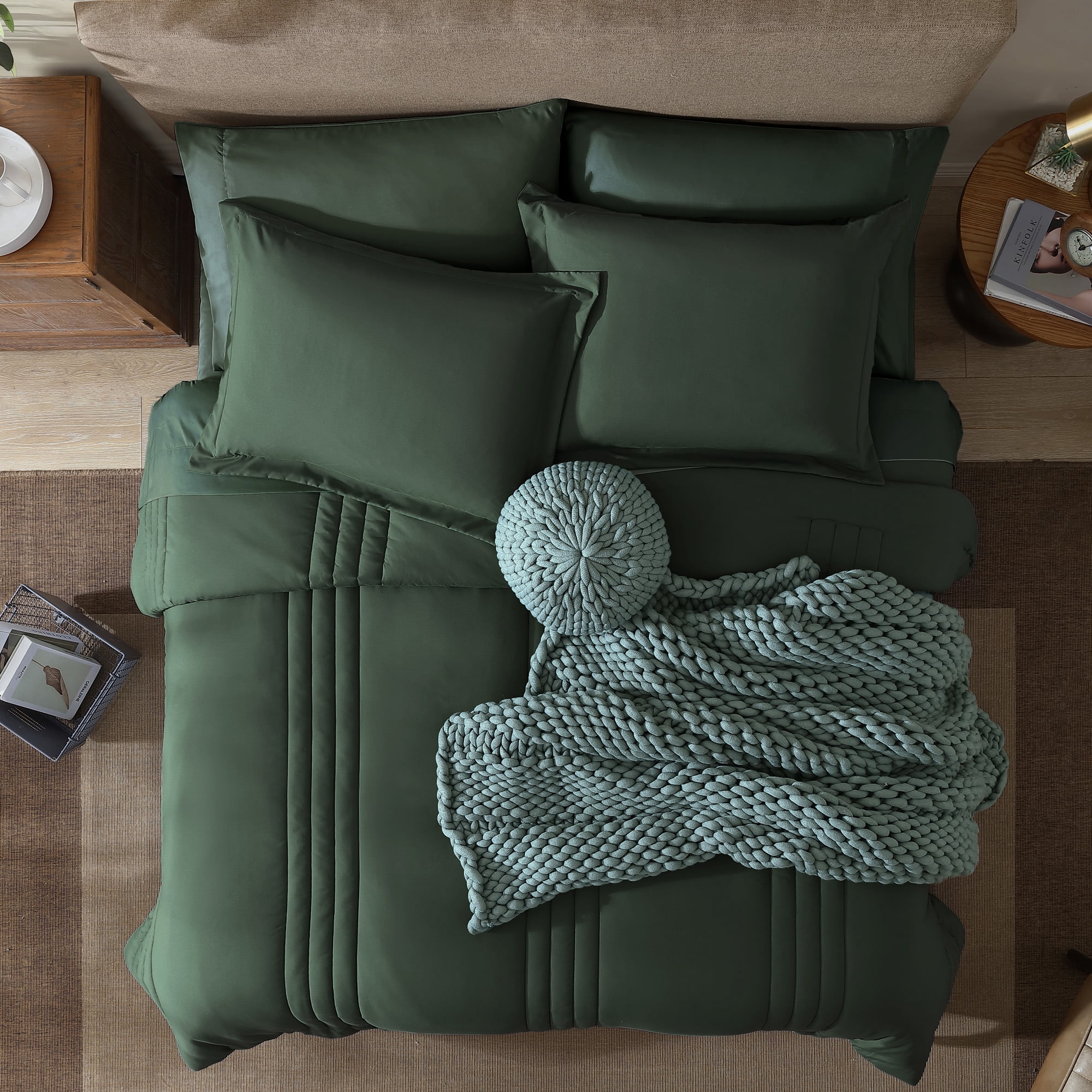 Amberspace 7-piece Bed in a Bag Comforter Set with Sheets,Dark Green,King