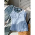 thumbnail image 2 of Blusa De Tirantes Celeste Con Encaje Floral Y Botones Frontales, 2 of 30
