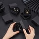 thumbnail image 5 of Set de joyería de 12 piezas en caja de cartón, cajas de joyería de papel kraft negro con esponja negra en el interior para anillos, 5 of 7