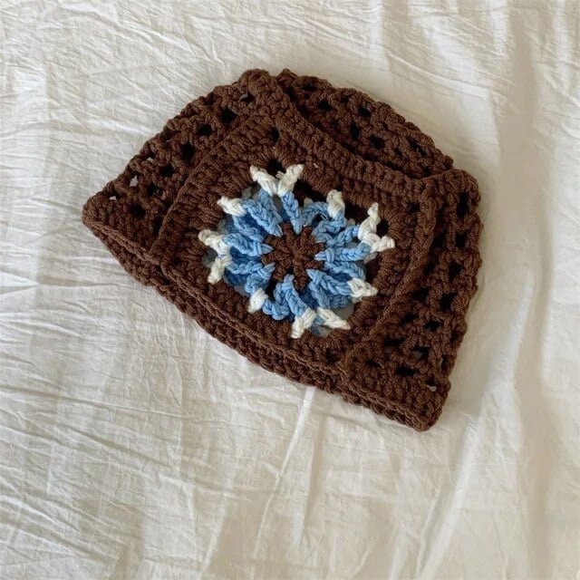 LinYooLi Bonnets Tricotés Floraux pour Femmes Bonnet Crocheté Fait Main Bonnet de Voyage Extérieur