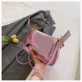 thumbnail image 2 of Bolsos de hombro ligeros de lujo a la moda de PU de estilo versátil para mujer, bolso cruzado conciso de tendencia de alta calidad 2024, 2 of 5