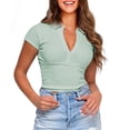 thumbnail image 3 of Camiseta de manga corta para mujer, Jersey informal con solapa de costura de Color sólido, Tops ajustados que combinan con todo, Primavera, 2022, 3 of 4