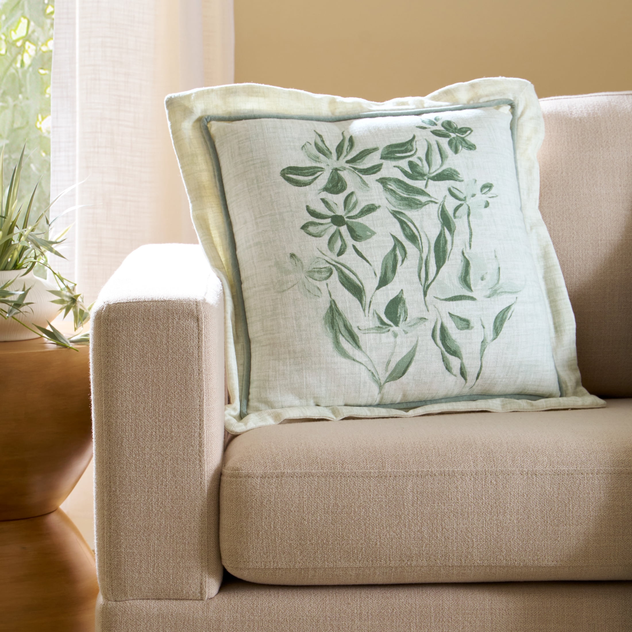 Better Homes & Gardens Floral Decorative Pillow, 18x18, Green