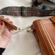 thumbnail image 2 of Bolso Cubo Mujeres PU Cuero, 2 of 9