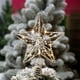 thumbnail image 4 of Estrella Led Plateada para La Punta Del Árbol de Navidad - Decoración Navideña de Hierro de 20 Cm con 10 Luces, Funciona con Pilas (Pilas Aa No Incluidas) - Decoración Festiva para El Hogar y La Ofic, 4 of 6
