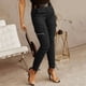 thumbnail image 2 of Pantalones cargo casuales de mujer de color liso con bolsillos con cremallera - Diseño sin cinturón, tejido de poliéster, para llevar en las cuatro estaciones, para el día a día y el trabajo, 2 of 2
