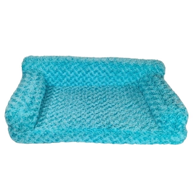 Cama BioBienestar Productos con causa sillón Mediana Para Mascotas azul, con textura acolchonada y suave, lavable 100% con cierre inferior para fácil desarmado. Ideal para perros hasta 20 kg, con baja adherencia de pelo, adecuada para mantener comodidad y limpieza en el hogar.