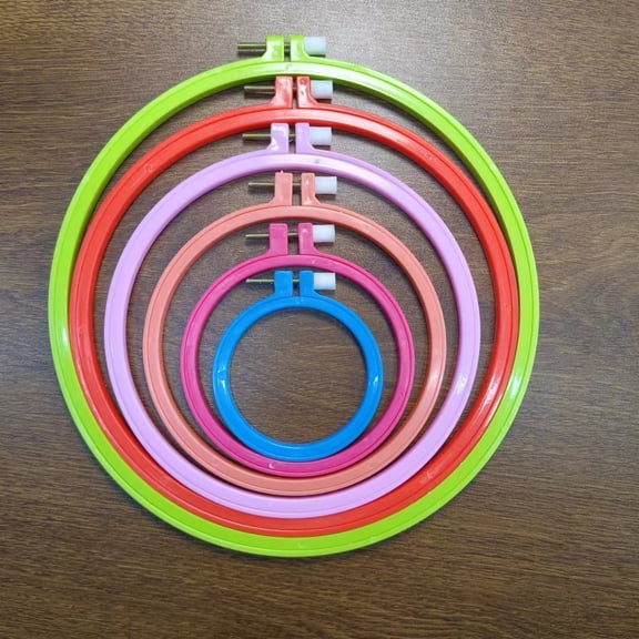 TUWAFE 6 Pieces Embroidery Hoops,Plastic Circle Cross Stitch Hoop Ring Embroidery Circle Set,3.4In to 10.4 Inch(Plastic Embroidery Hoop Multicolor)