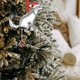 thumbnail image 4 of Acrílico colgante travieso, adecuado para las fiestas familiares en interiores como broma, 4 of 6
