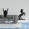 thumbnail image 2 of Estatua del gesto de la roca,Estatuas y figuras de dedos con gestos de música rock,Esculturas de resina con estantes modernos y creativos,Estatua del caballo,Estatua de caballo,escultura de, 2 of 8