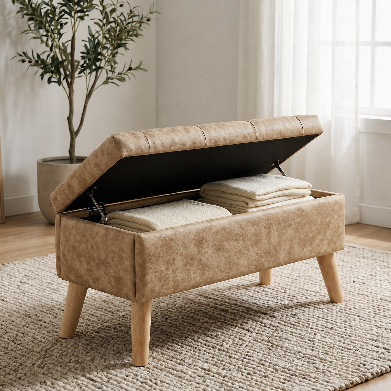 32" Wide Storage Ottoman Bench with Built-in Tray, Square Storage Ottoman for Extra Storage, Upholstered Footrest and End of Bed Bench, Perfect for Living Room, Bedroom, Sitting, Relaxing