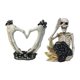 thumbnail image 1 of EZLIFE Escultura de manos de corazón de Halloween, mano de esqueleto con gesto de dedo en forma de corazón H8L3, 1 of 7