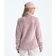 thumbnail image 3 of Chaqueta The North Face Osito de forro polar con cremallera completa para mujer, color rosa L, 3 of 4