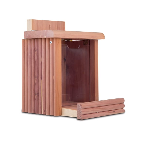 Pennington Cedar Squirrel Snacker Feeder Amish Made in The USA