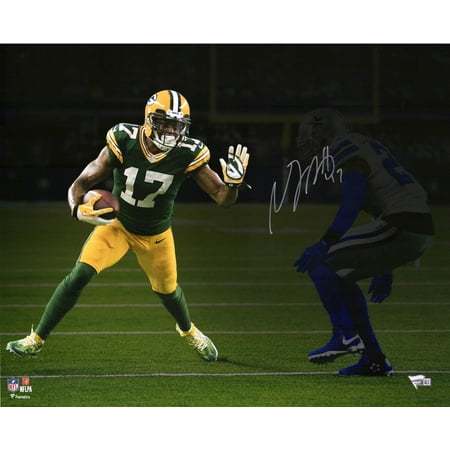 Green Autographed Photo (Davante Adams Green Bay Packers Autographed 16